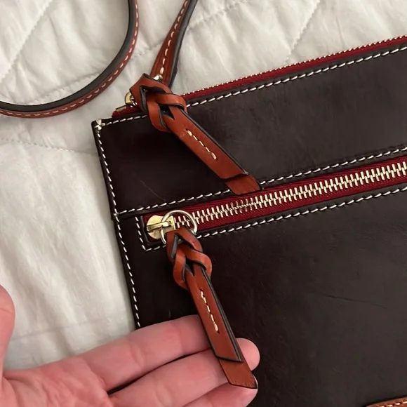 Dooney & Bourke Leather Crossbody Bag dark chocolate brown - Picture 7 of 16
